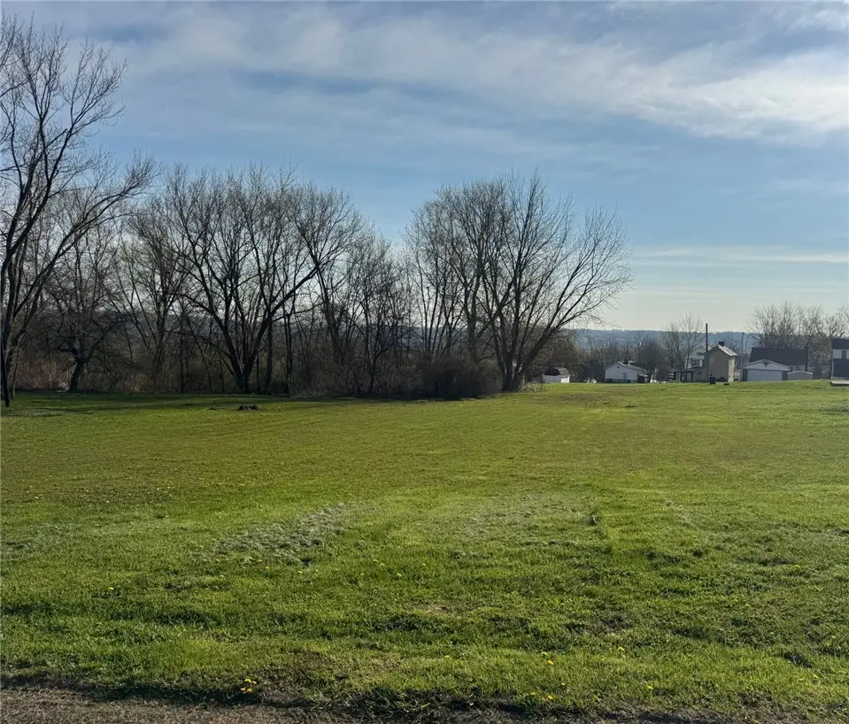 0 S Lee, New Castle, PA 16101 - #1