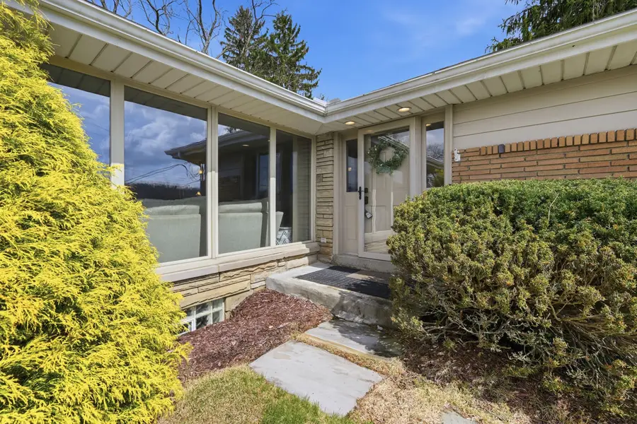 1219 Cocker Drive, Bethel Park, PA 15102 - #3