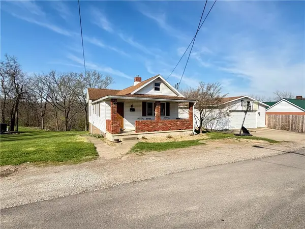 1350 Paradise Ave., Belle Vernon, PA 15012