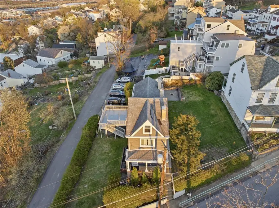 919 Eleanor St, Pittsburgh, PA 15203 - #2