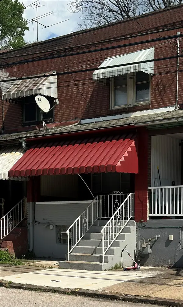 214 Fleet St, Braddock, PA 15104