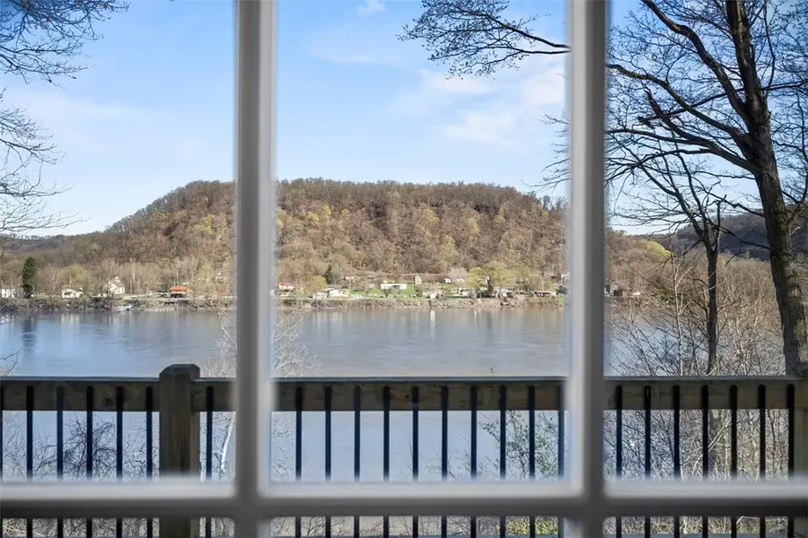 148 1st St, Georgetown, PA 15043 - #3