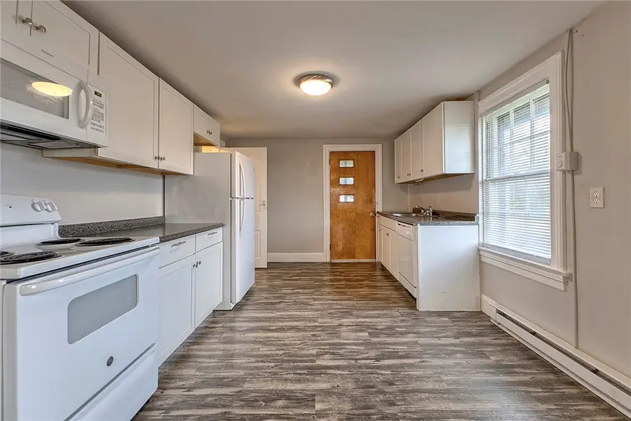 919 Lloyd Avenue, Latrobe, PA 15650 - #3