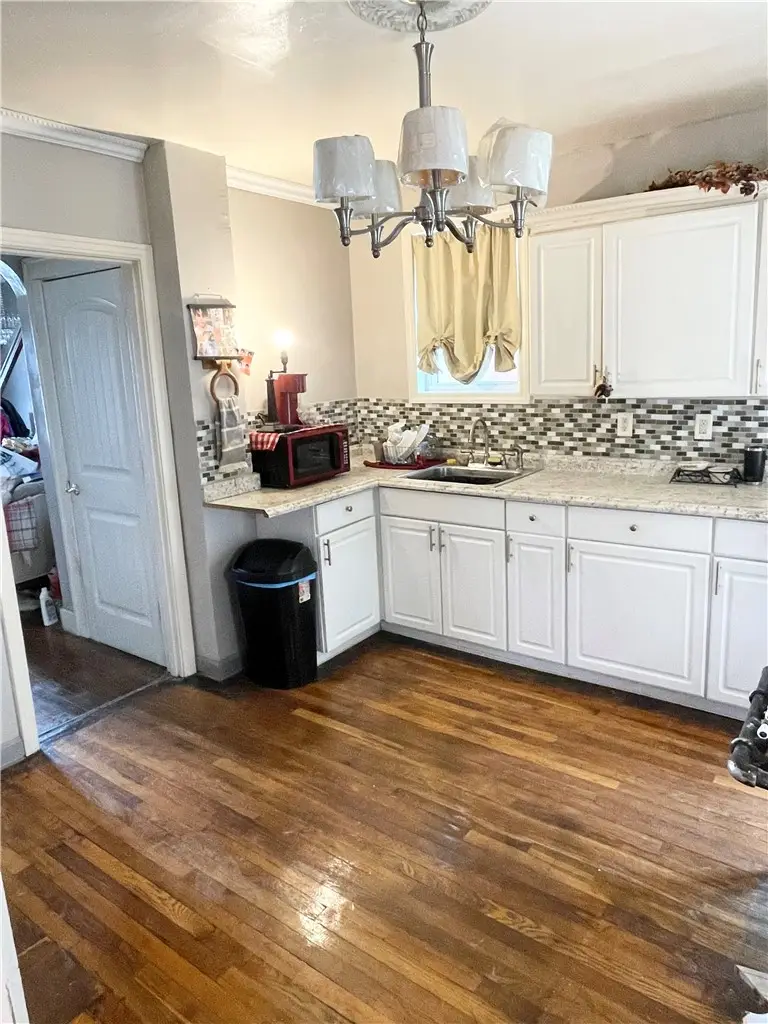 1735 Broadway Ave, Pittsburgh, PA 15216 - #3