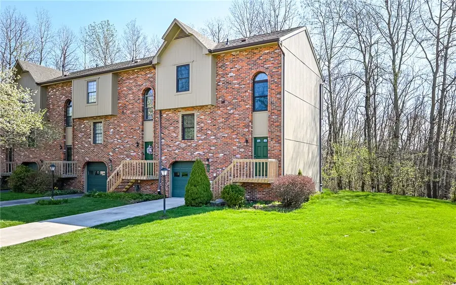 623 Sunset Cir, Cranberry, PA 16066 - #2