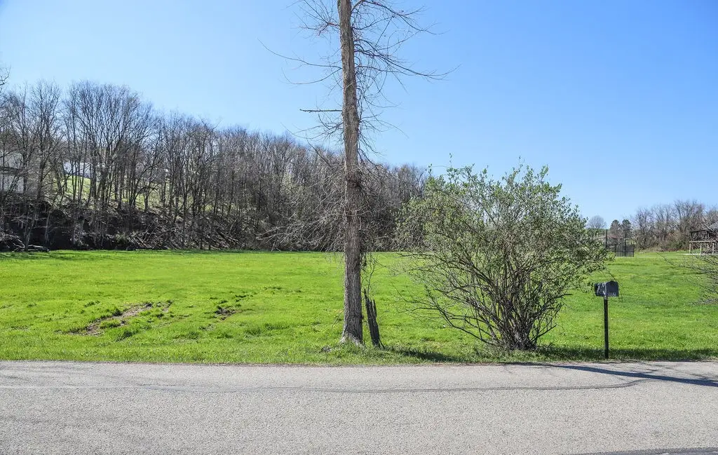 975 Weirich Avenue, Washington, PA 15301 - #1