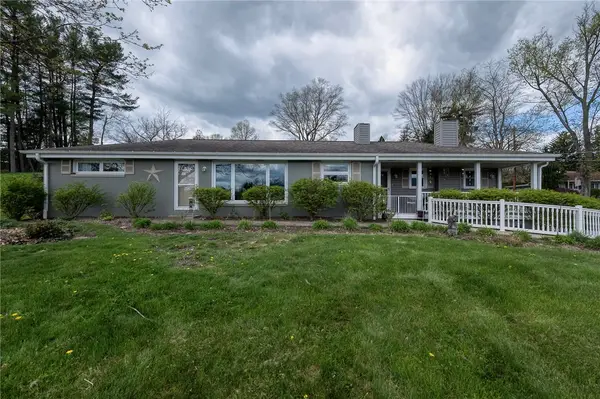 200 Stonebrook Dr, McMurray, PA 15317