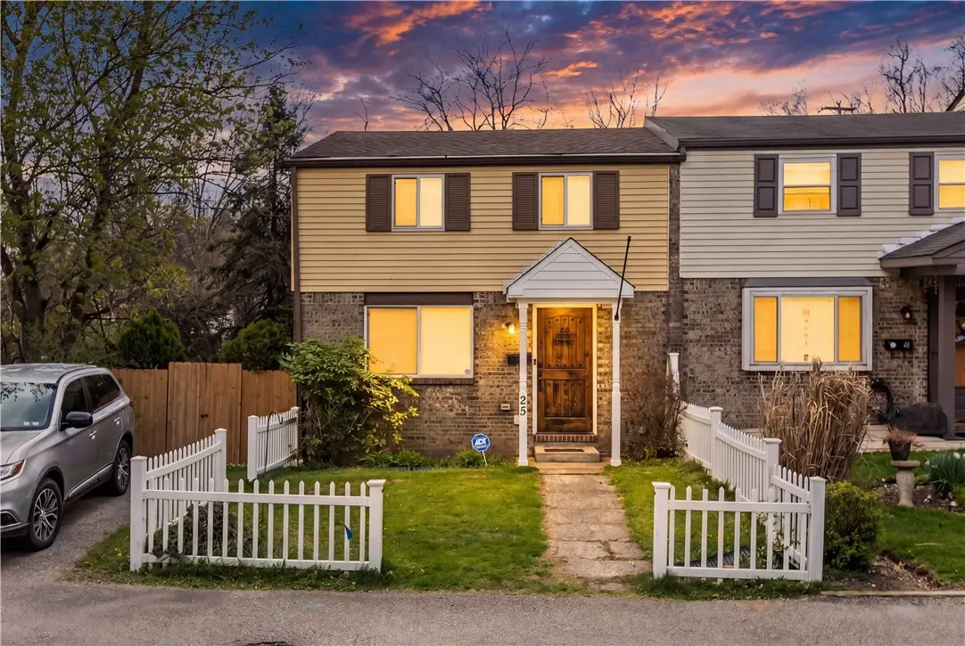 25 Krist Glen Dr, Pittsburgh, PA 15218 - #1