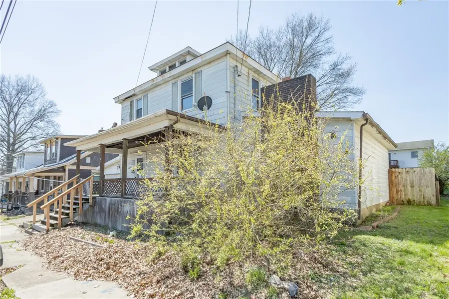 205 N Water St, Masontown, PA 15461 - #3