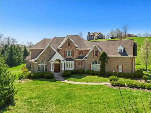 107 Kingston Ave, Cranberry Twp, PA 16066