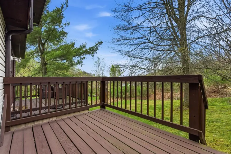 127 Lebeouf Dr, New Kensington, PA 15068 - #3