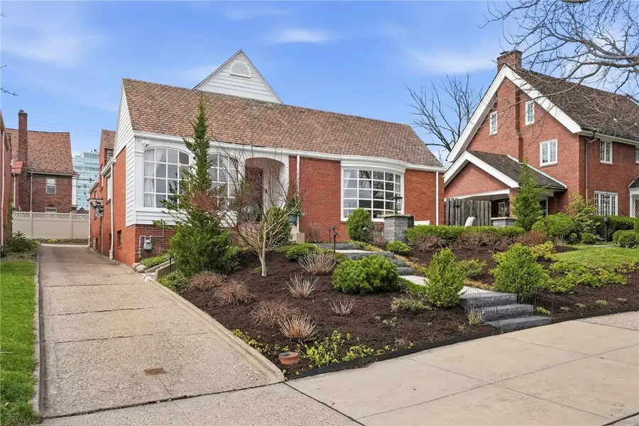 1449 N Highland Ave, Pittsburgh, PA 15206 - #2