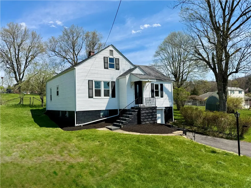 42 Strean St, Washington, PA 15301 - #1