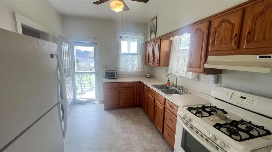 421 Argonne Drive, New Kensington, PA 15068 - #3