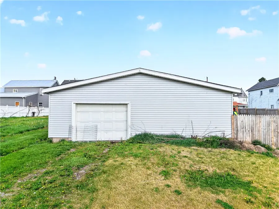 728 Park St, California, PA 15419 - #2