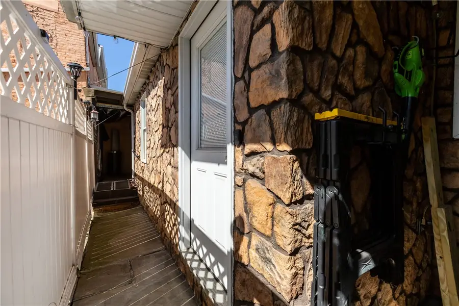 13 3rd St, Sharpsburg, PA 15215 - #3