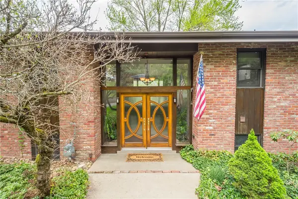 345 Bellwalt Dr, Canonsburg, PA 15317