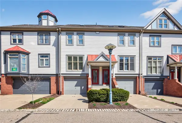 8 Waterside Pl, Pittsburgh, PA 15222