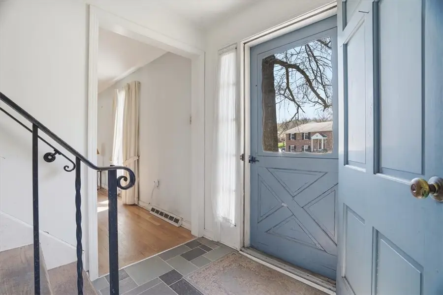 108 Oxbridge Dr, Pittsburgh, PA 15237 - #3