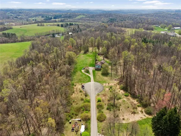 202R Eagles Ln, Murrysville, PA 15668