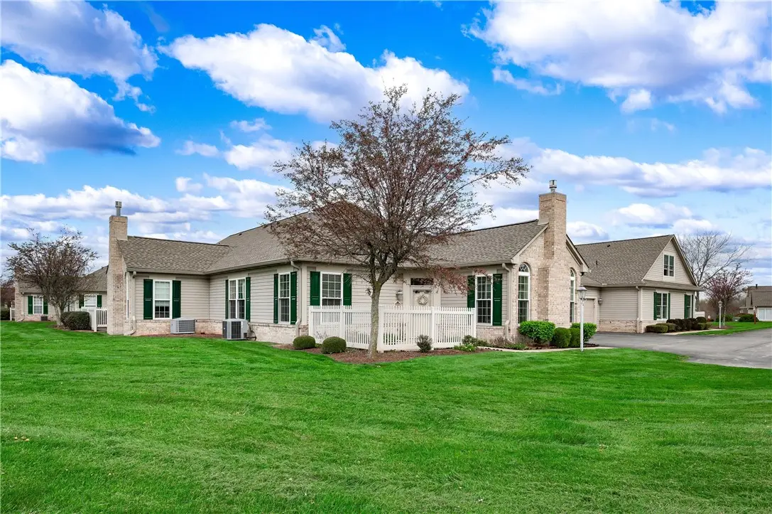 2074 Winchester Ct, Renfrew, PA 16053 - #1