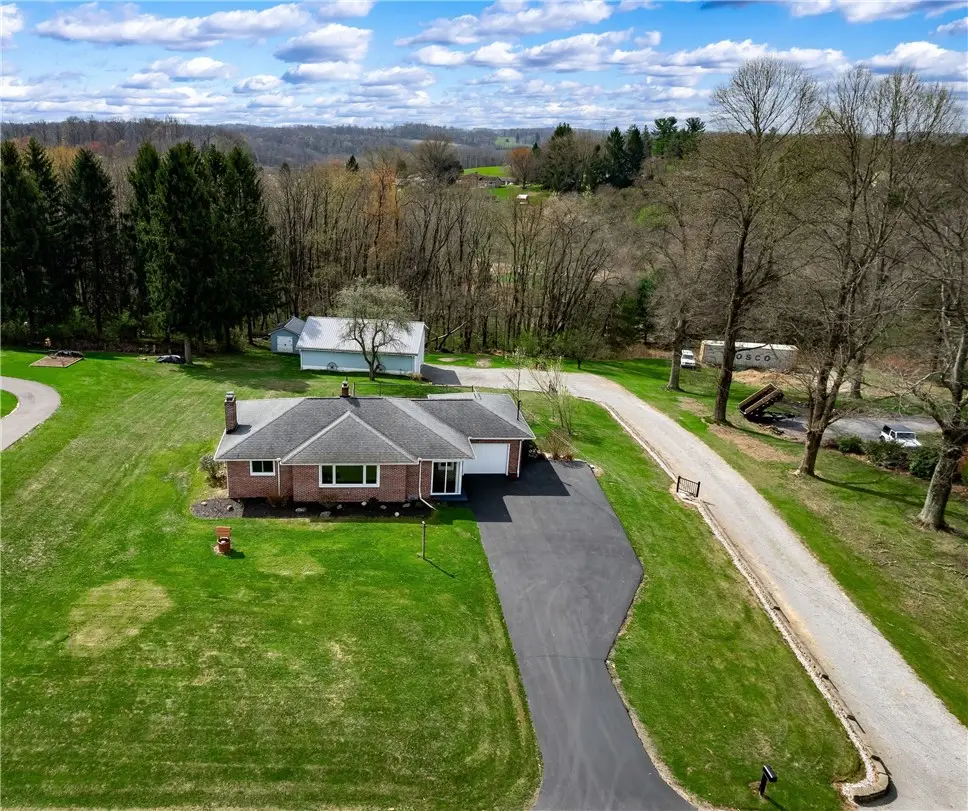 120 Valley View Dr, Butler, PA 16002 - #1