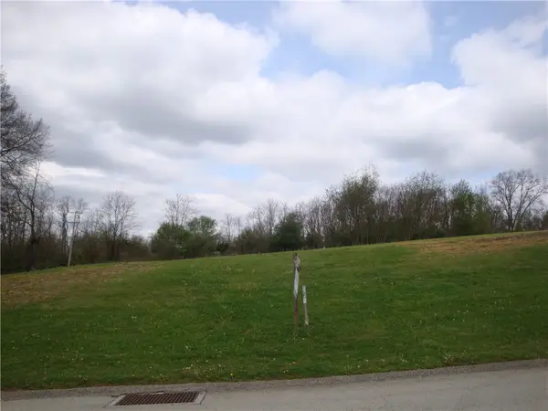 707 Victoria Way, Derry, PA 15627