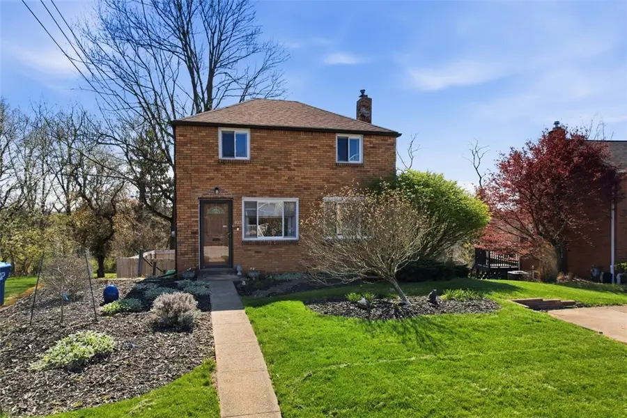 405 Veronica Dr, Pittsburgh, PA 15235 - #2