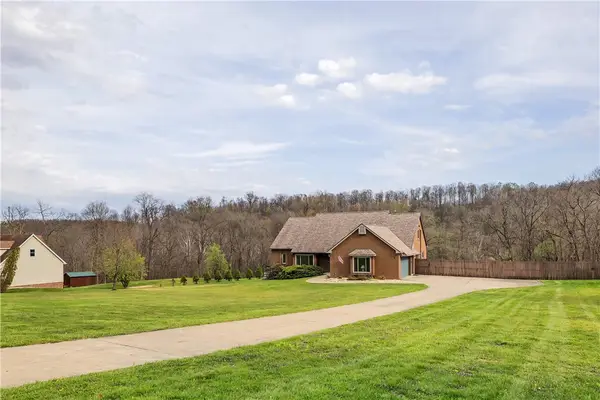 944 Lowber Rd, Irwin, PA 15642