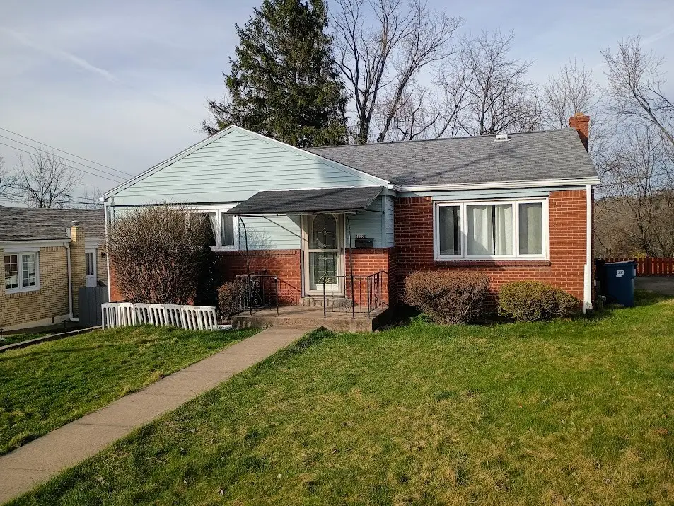 10920 Highpoint Dr, Pittsburgh, PA 15235 - #1