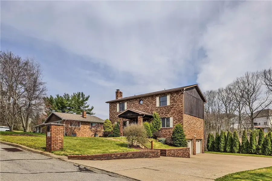 106 Paula Dr, Aliquippa, PA 15001 - #2