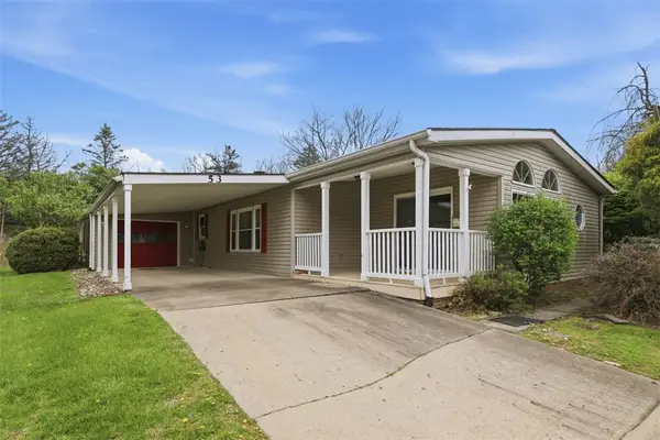 53 Stratford Court, Carnegie, PA 15106