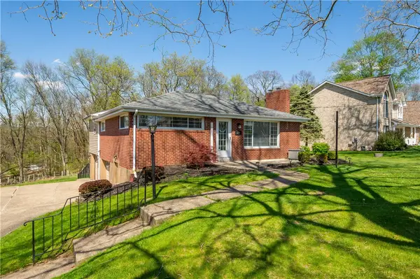 299 Maplewood Dr, Canonsburg, PA 15317