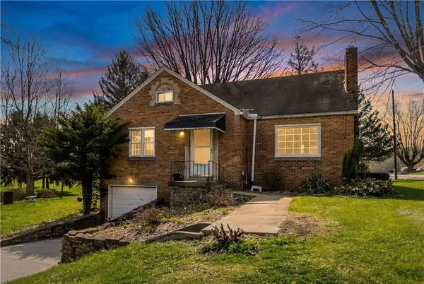 64 Harmon Creek Rd, Burgettstown, PA 15021