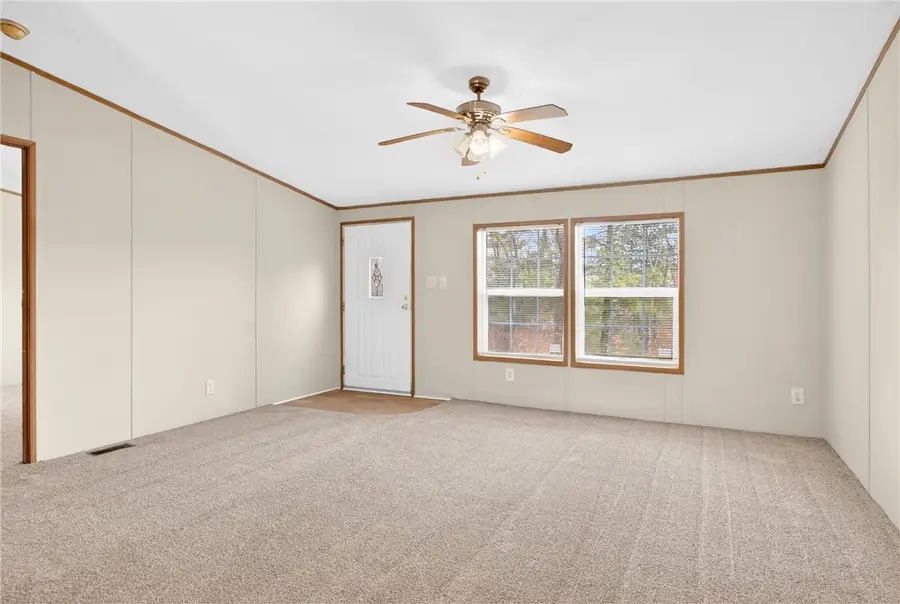 20 Evergreen Dr, Burgettstown, PA 15021 - #3