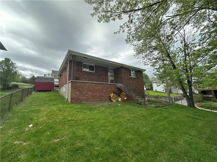 900 State Avenue, Coraopolis, PA 15108 - #3