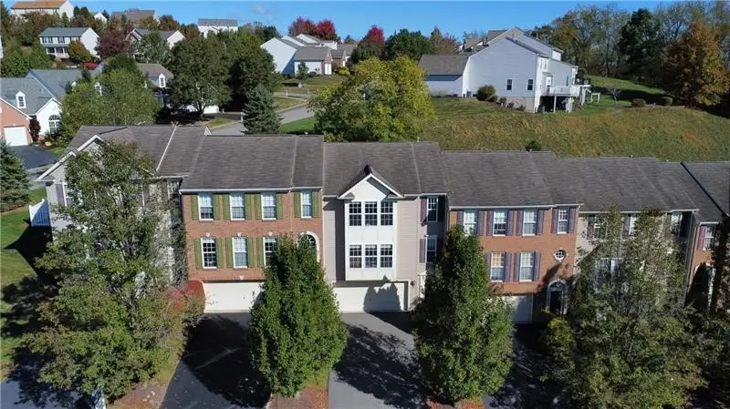 2006 Overlook Ct, Canonsburg, PA 15317 - #3