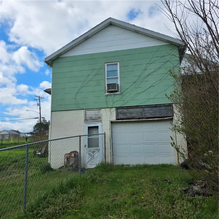 212 Fayette Ave, Hiller, PA 15444 - #2