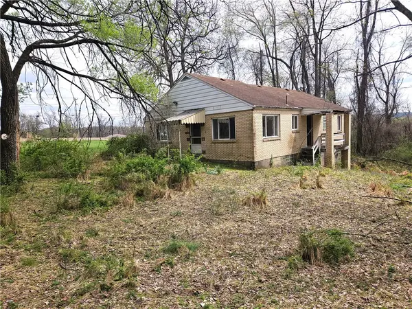 6079 William Penn Hwy, Export, PA 15632