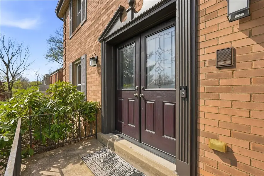 162 Woodshire Dr, Ohara, PA 15215 - #2