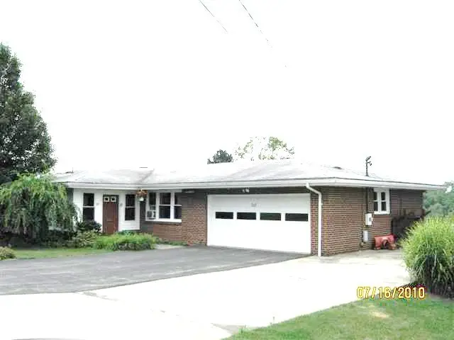 393 Rebecca St, Somerset, PA 15501 - #2