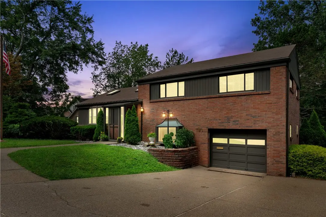 2 Hartle Lane, Pittsburgh, PA 15228 - #1