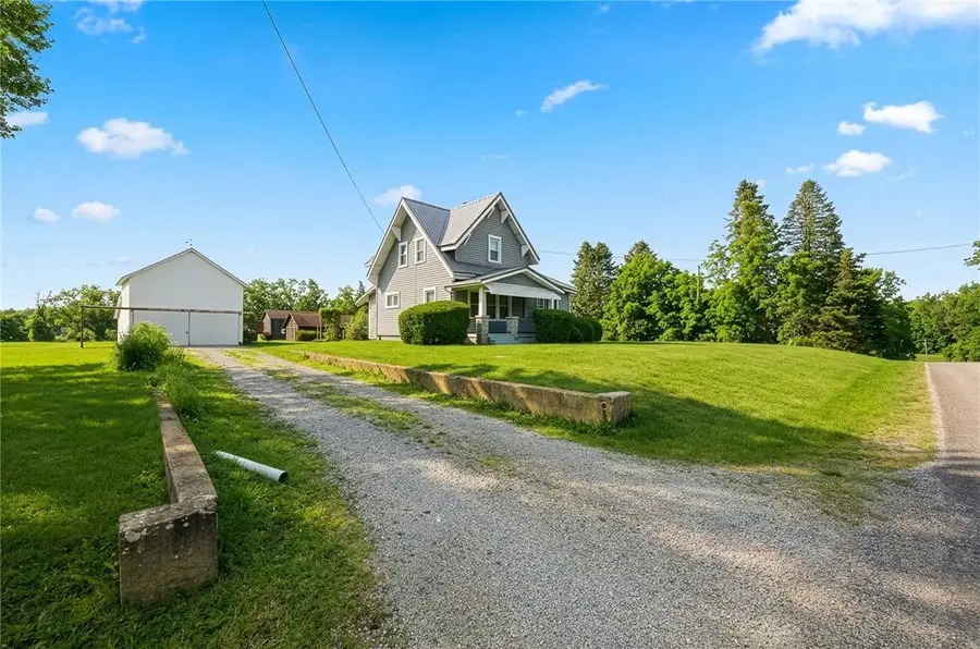 735 Kiski Park Dr, Apollo, PA 15613 - #3