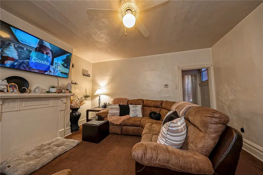 118 21st St #116, Pittsburgh, PA 15215 - #2