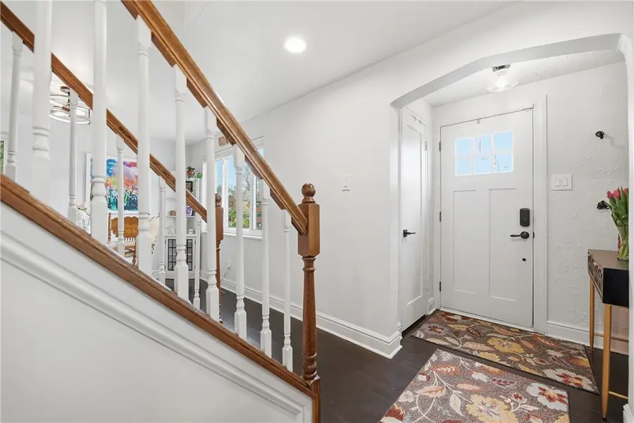 317 Newburn Dr, Pittsburgh, PA 15216 - #3