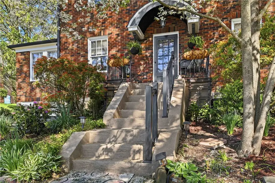 240 Inglewood Drive, Pittsburgh, PA 15228 - #3