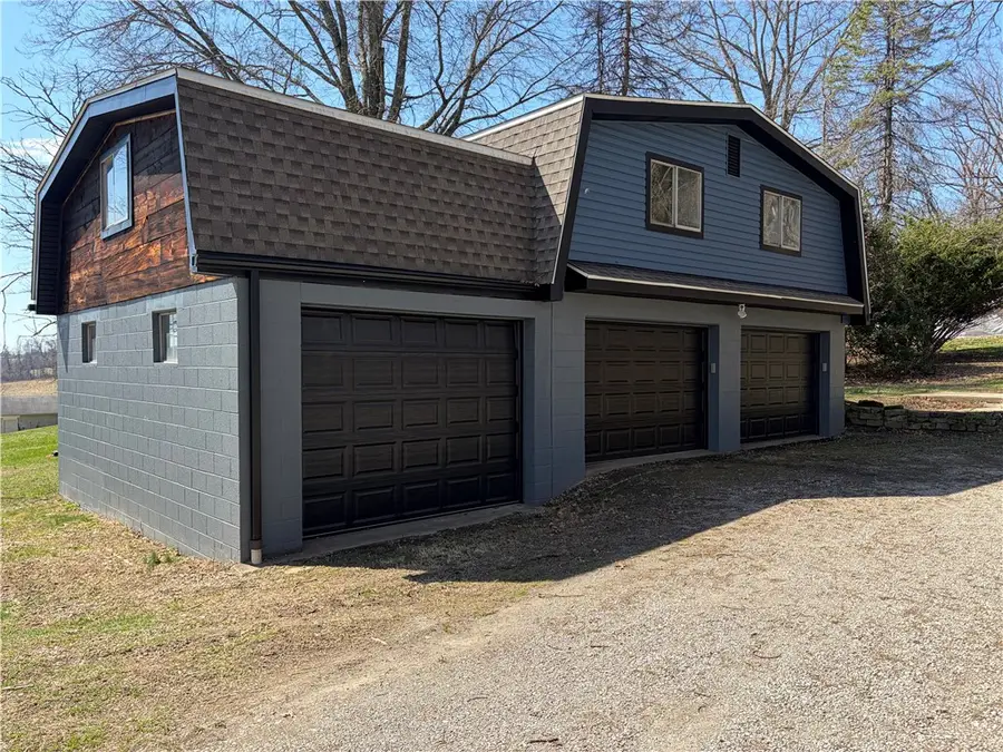 345 Garvin Rd, Finleyville, PA 15332 - #2