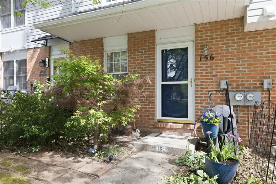 156 Meadowview Dr, Canonsburg, PA 15317 - #2