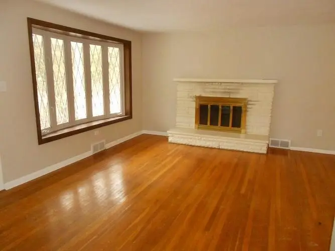 3828 Arizona Dr, Allison Park, PA 15101 - #2