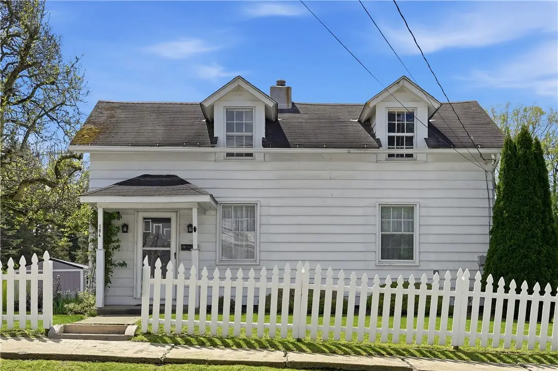 164 W Pittsburgh Street, Delmont, PA 15626 - #1